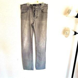 Men’s Armani Jeans 29. Straight leg button fly